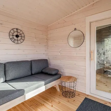Ylellinen Meren Rannalla Raaseporissa